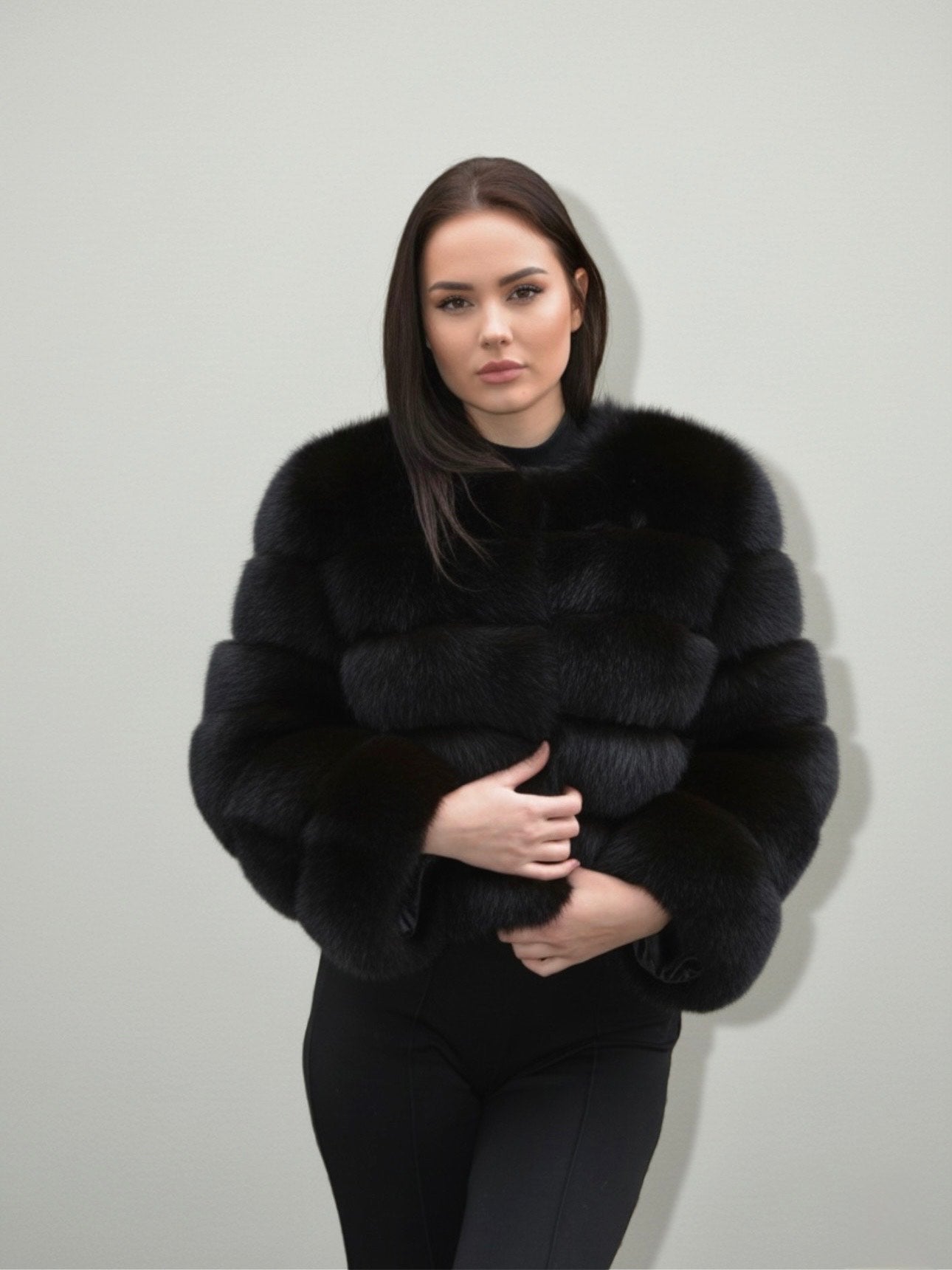 Luksusowe czarne futro z lisa